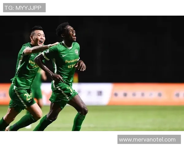 浙江队以35分优势战胜广州队展现强大实力和团队配合 浙江队以35分优势战胜广州队展现强大实力和团队配合