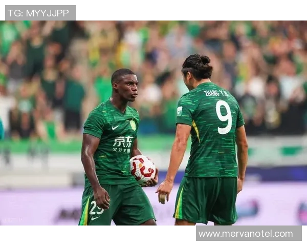 国安胜一方继续领跑中超积分榜,榜首之战引燃豪门对决风暴 国安胜一方继续领跑中超积分榜,榜首之战引燃豪门对决风暴